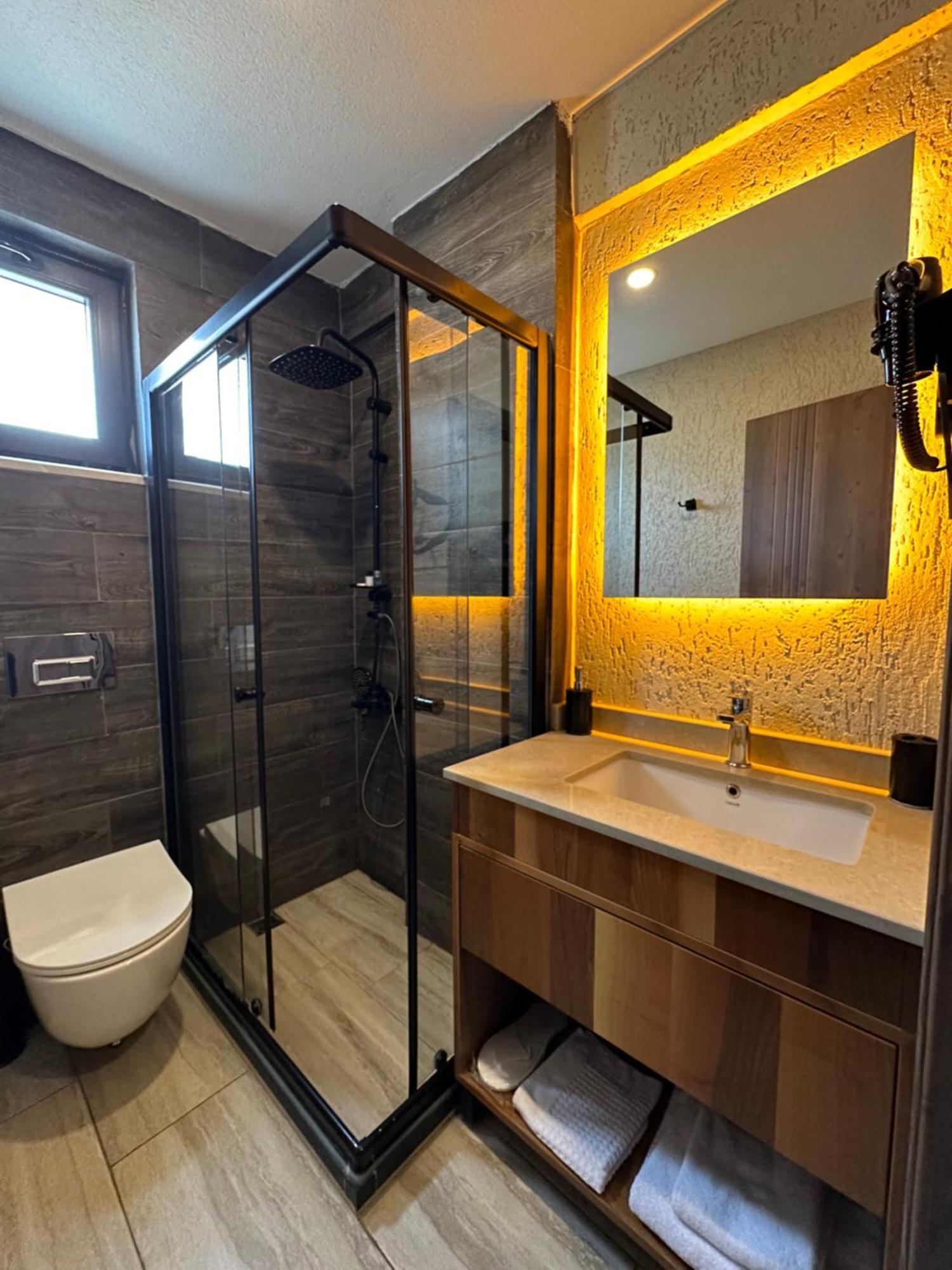Villa Siesta Hotel Istanbul Airport Karaburun  المظهر الخارجي الصورة